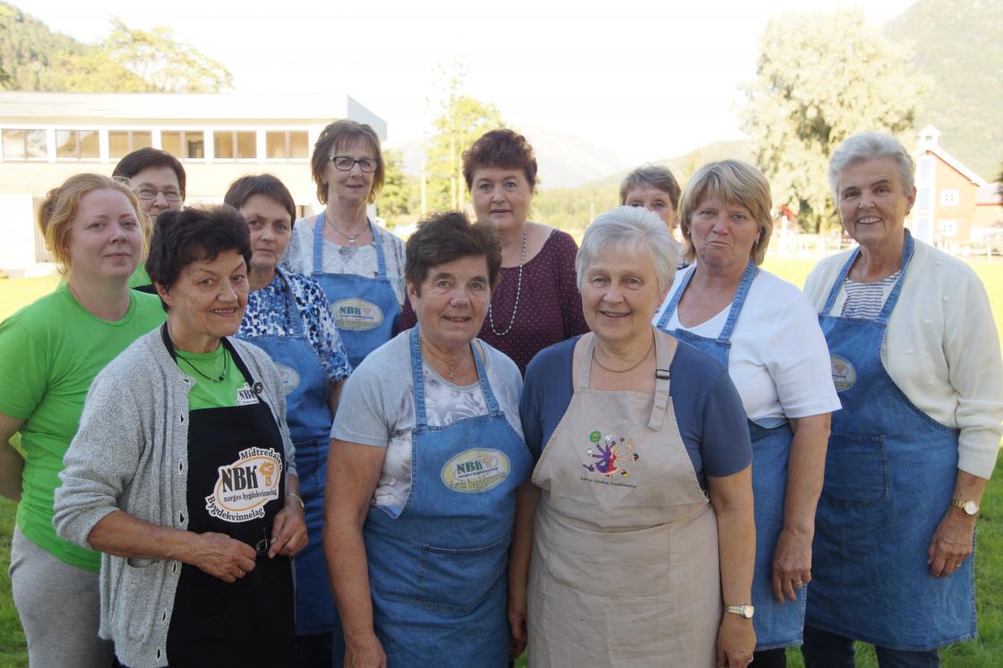 Bygdekvinnelaga i Førde og Naustdal.