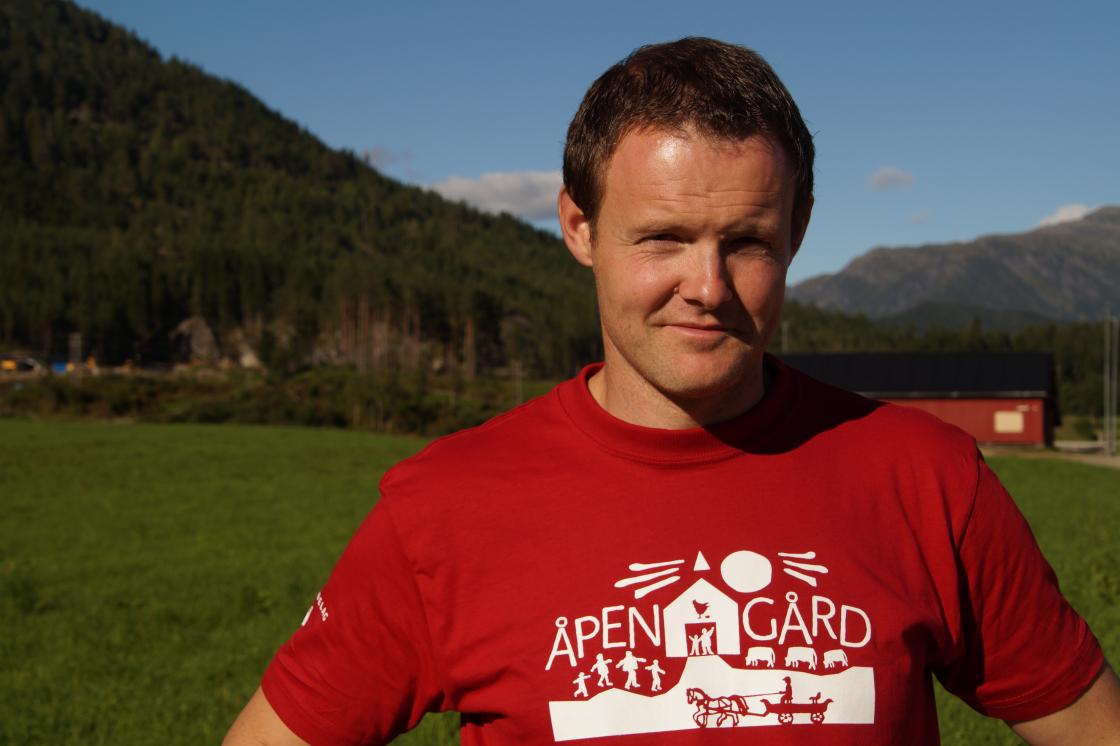 Tor Arne Herstad er leiar i Naustal Bondelag.