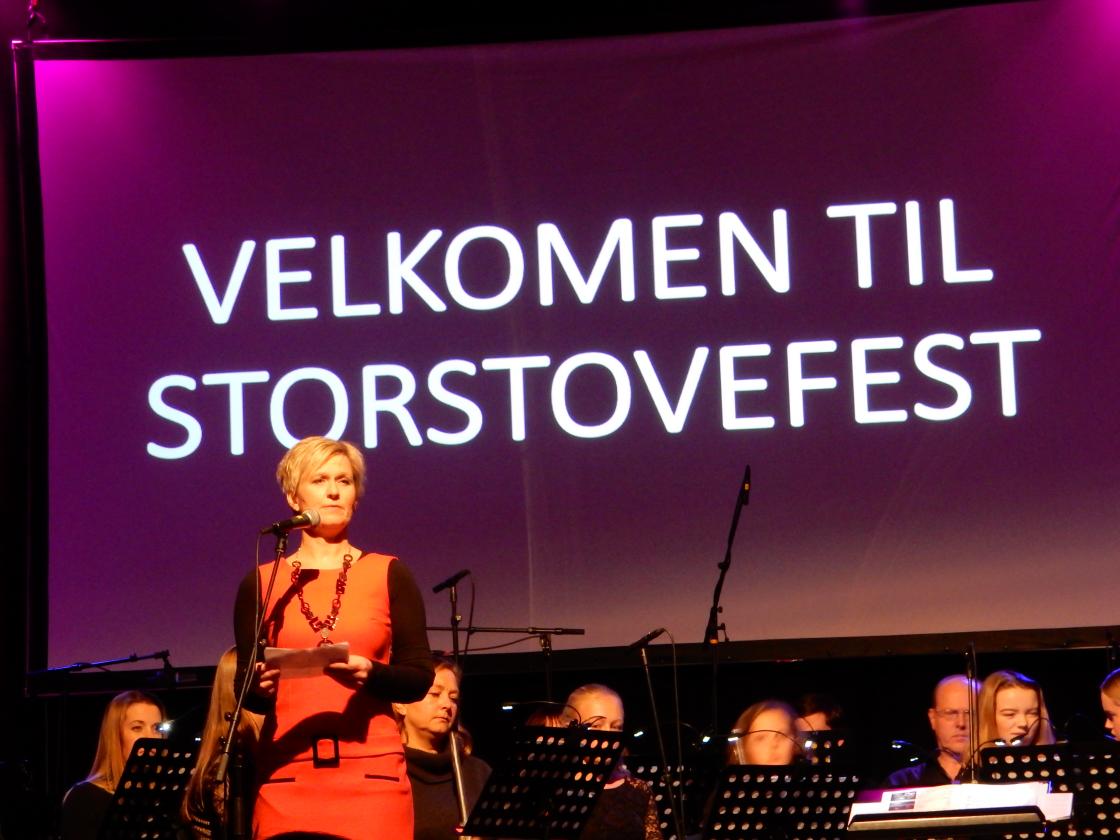 Flink konferansier-  Aud Lindis Ødegård