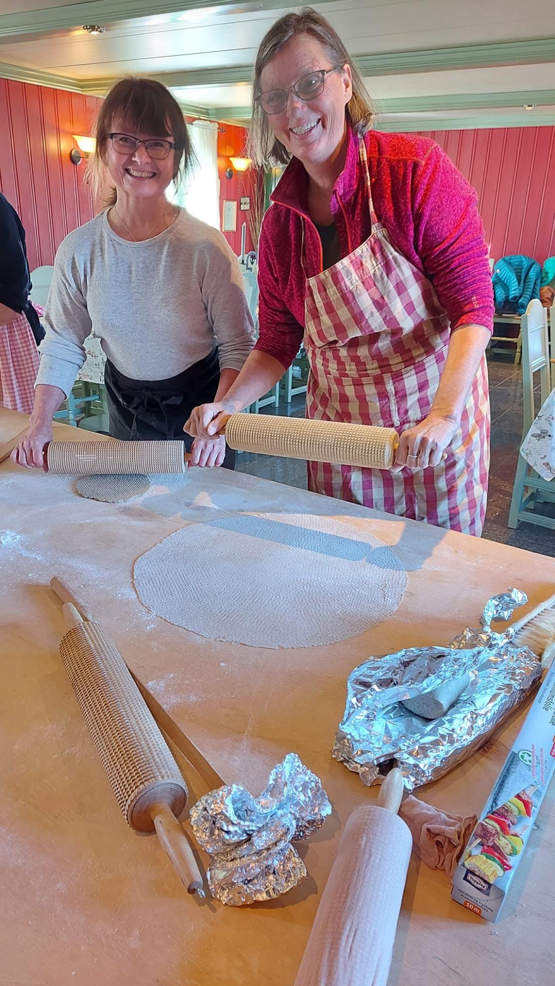 her kjevles de tynneste flatbrød