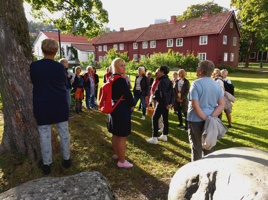 Fra tunet på Gjøvik Gård