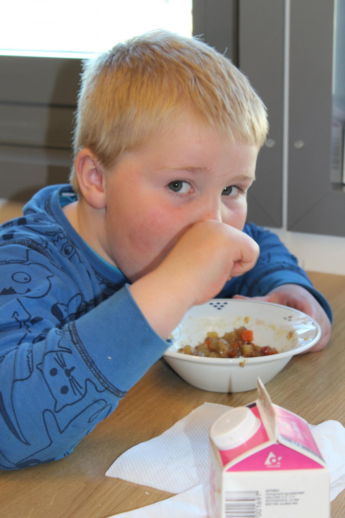 Ser ut til at maten smaker!