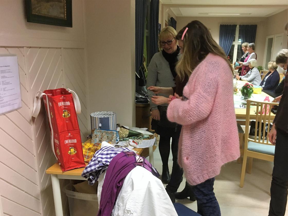 Heidi beundrer Gros arbeider