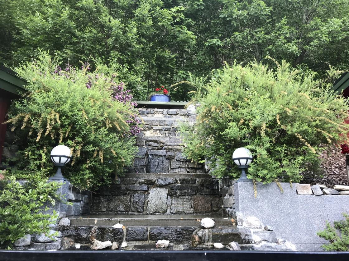 Fint med sildrande vatn.