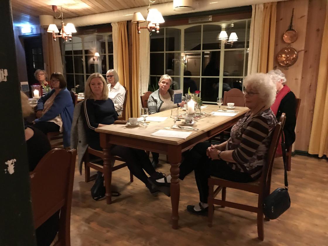 Vi var vel 15 medlemar som møtte opp.