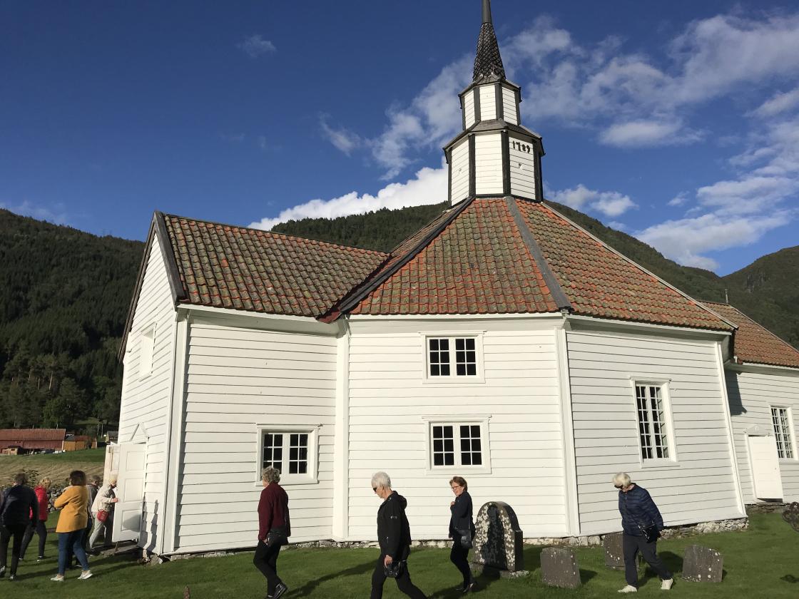 Den åttekanta Rosekyrkja frå 1789.