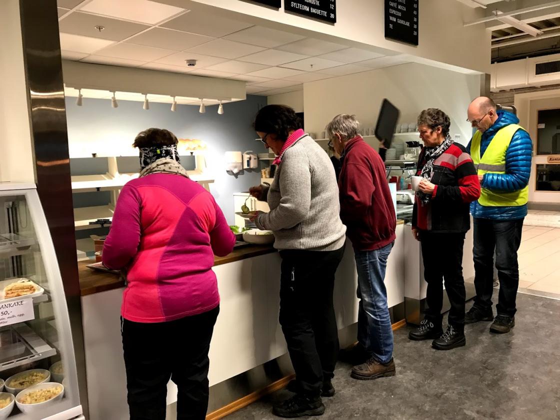 Nysteikte brød og godt pålegg!