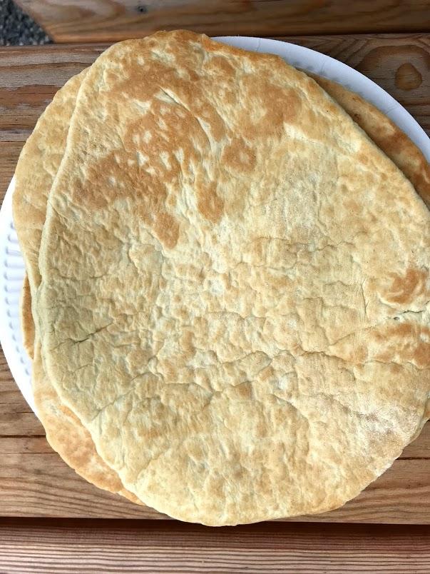 Tjukklefsene smakte godt med smør, sukker og kanel.