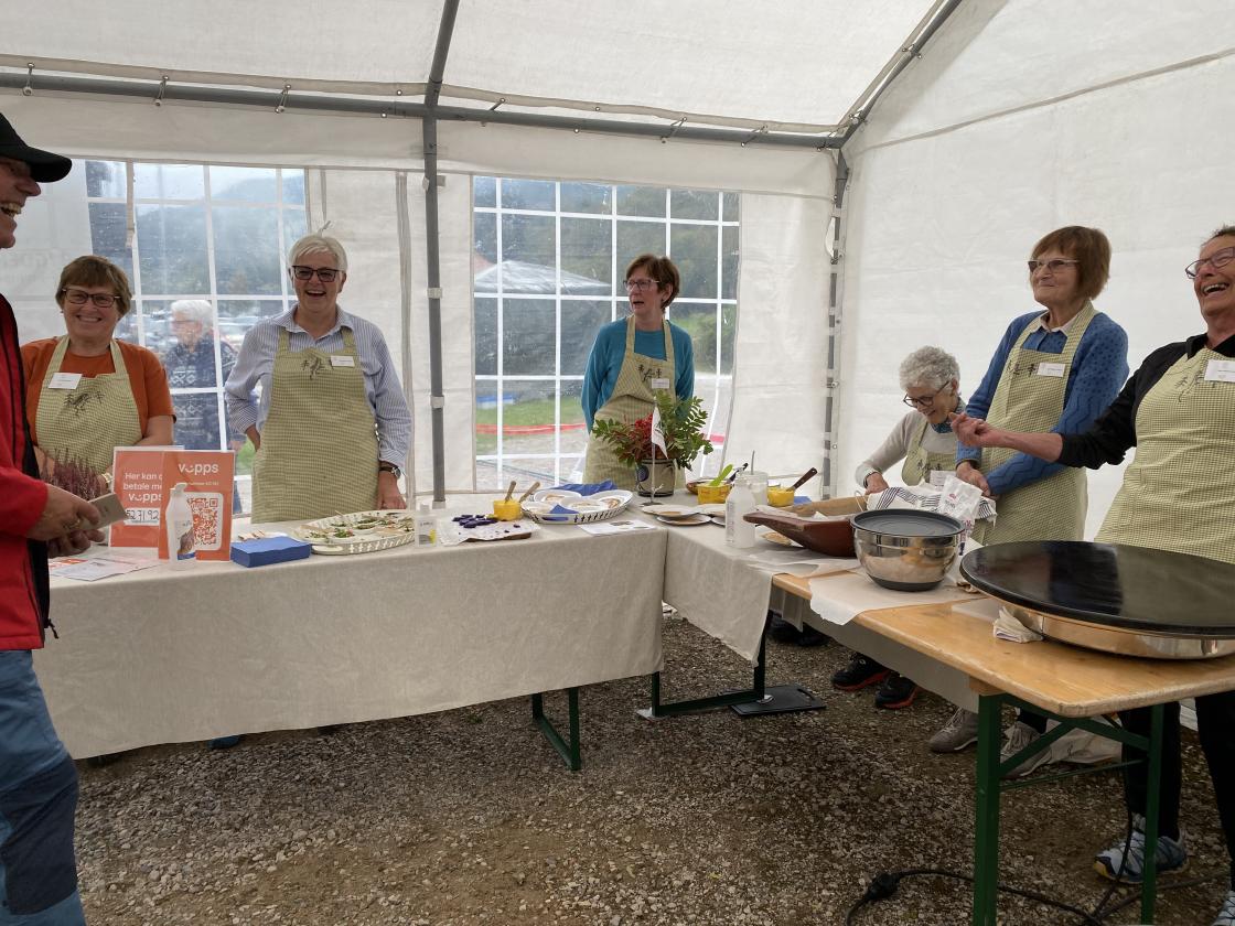 Hyggelig prat med en gjest