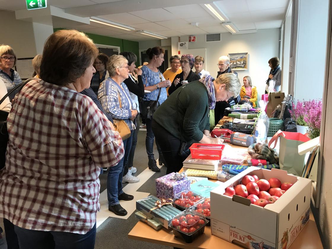 Viktig med loddsal,- mange flotte gevinstar !