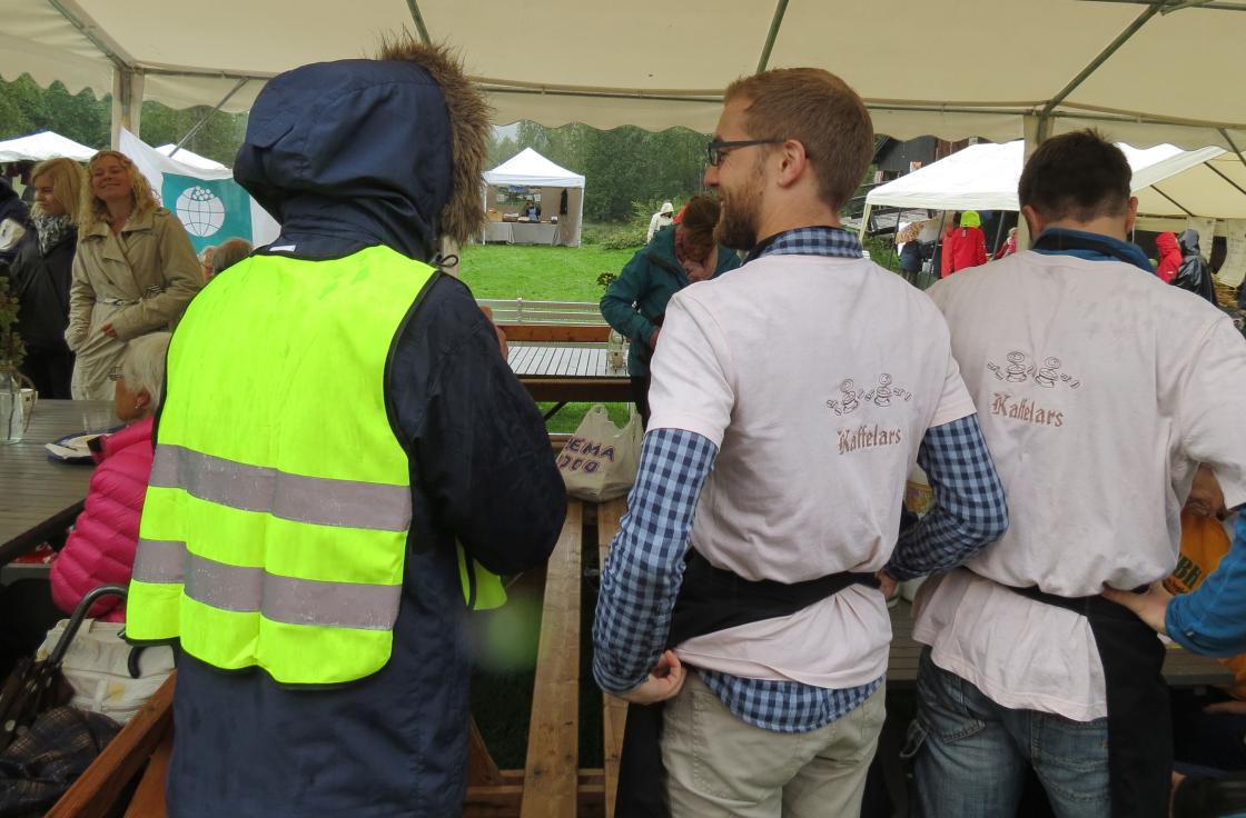 Parkeringsvakter og KaffeLarser mot slutten av dagen