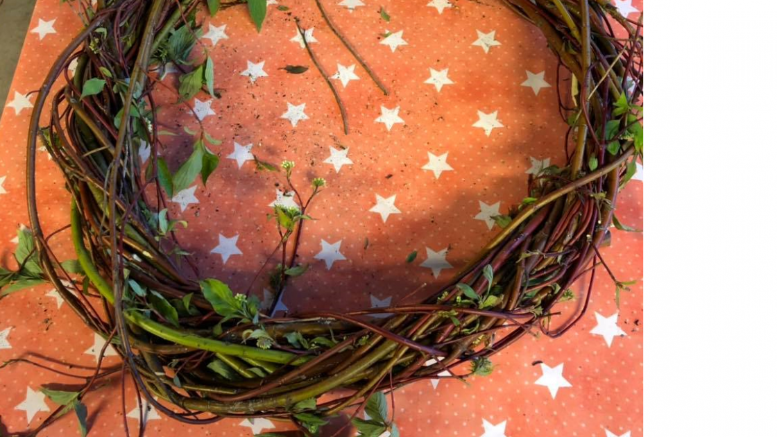 Stødig krans av myke kvister