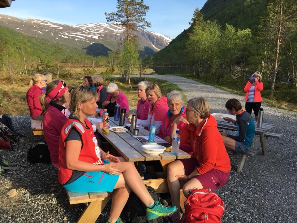 Matkos, sosialt, kos