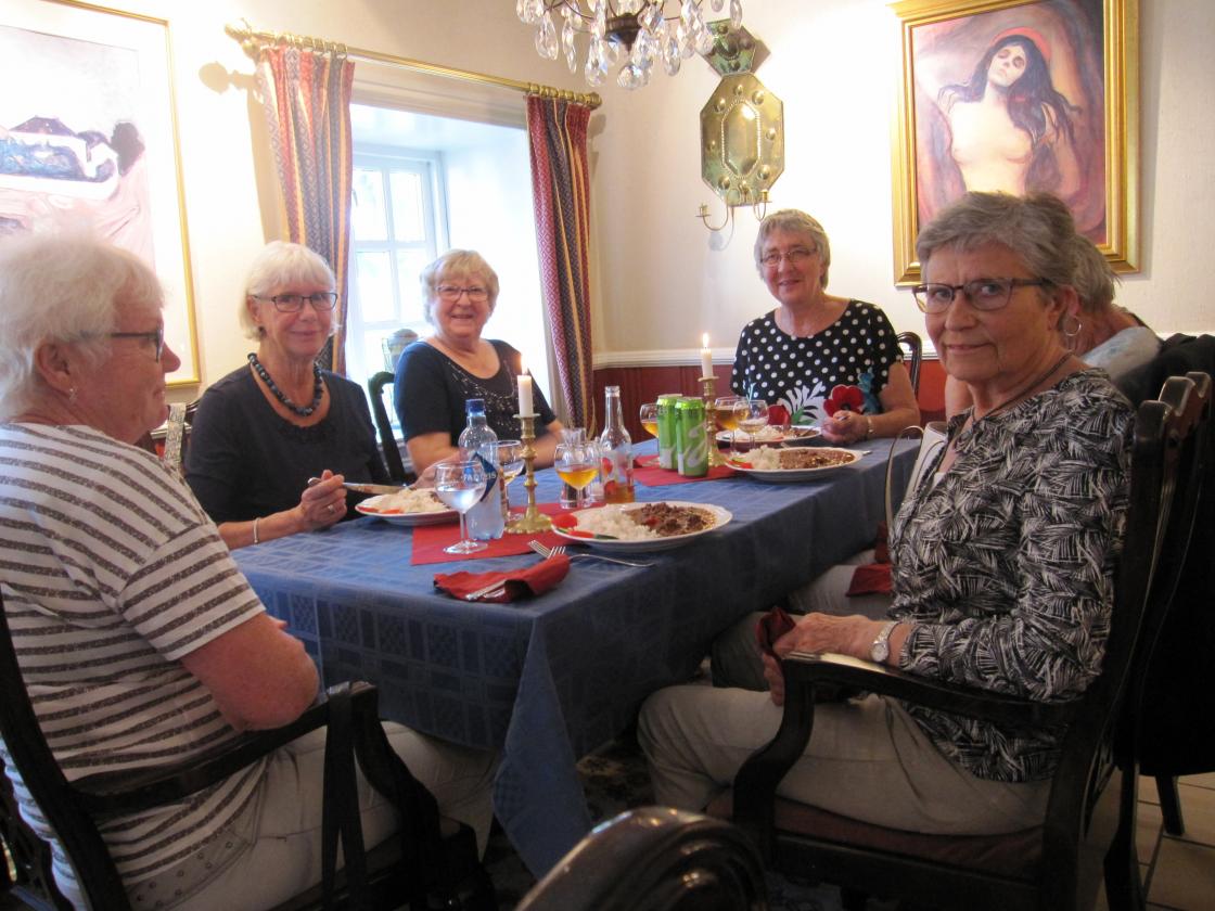 Middag på Munchs kafè