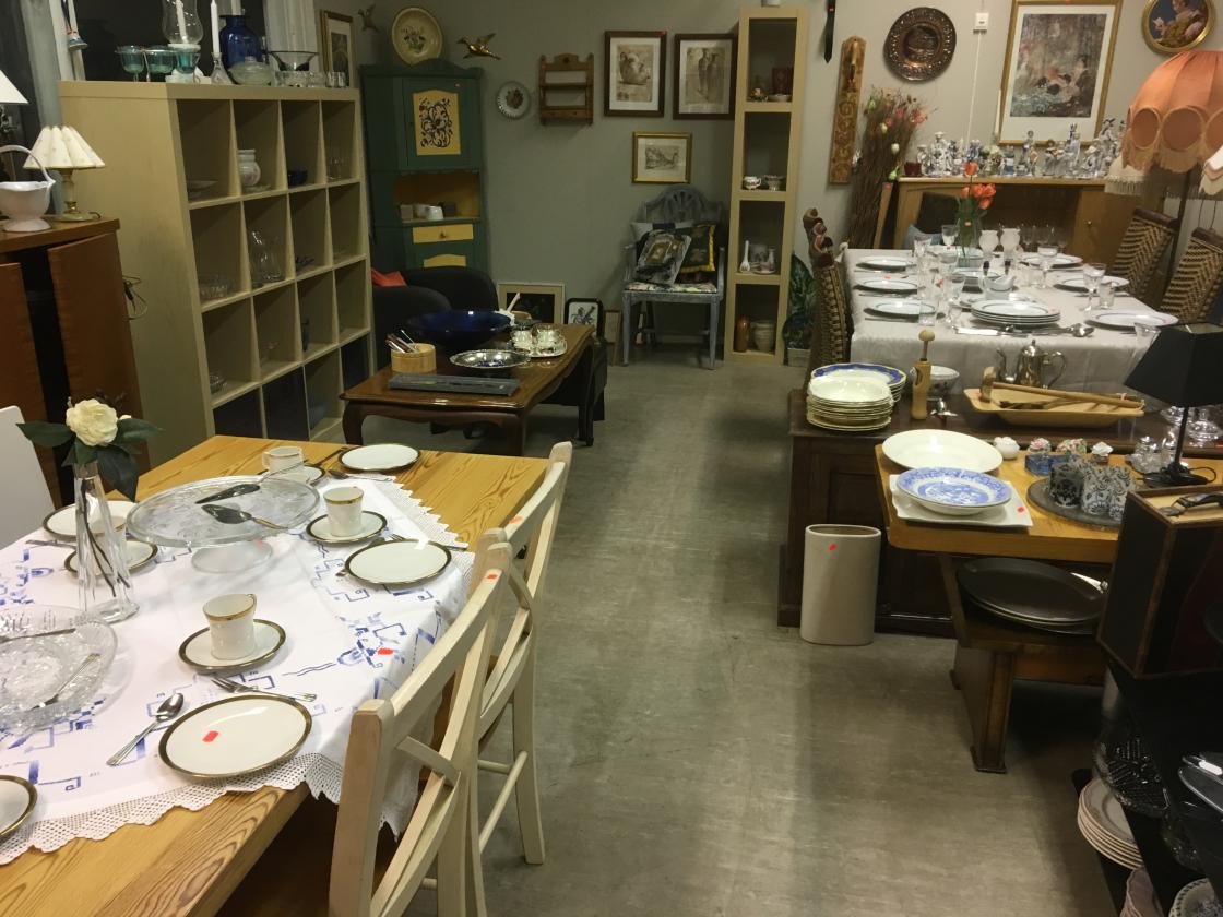 Mye fint i bruktbutikken