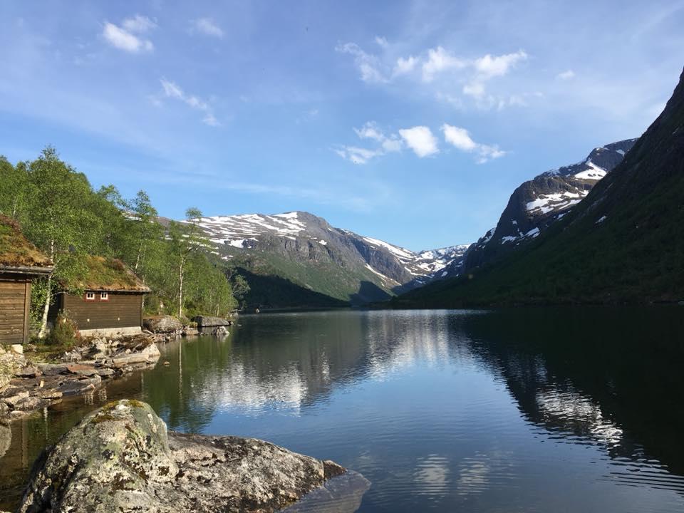 Nydeleg kveld i Langedalen