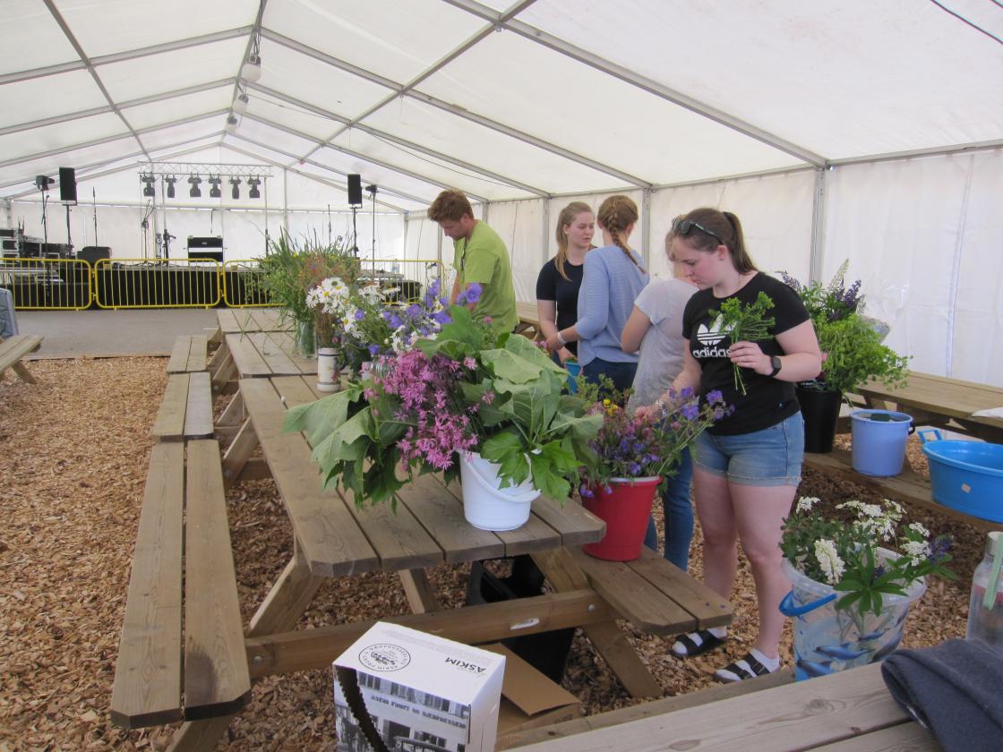Østfoldmester i blomsterbinding skal kåres