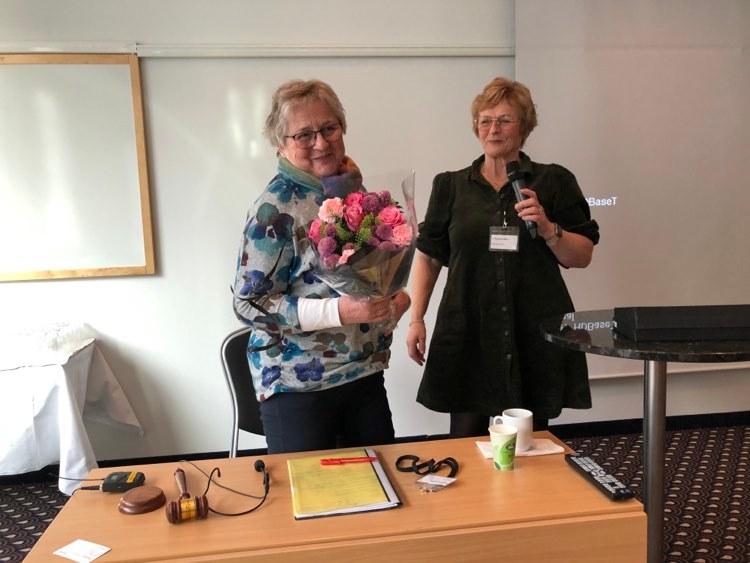 Vi takker Ruth Stauseth for flott jobb som ordfører i flere år