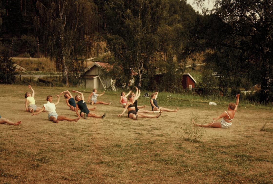 Kurs i husmortrim anno 1959.