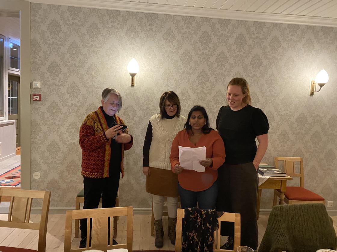 Underholdning av &amp;quot;rampene bak&amp;quot;