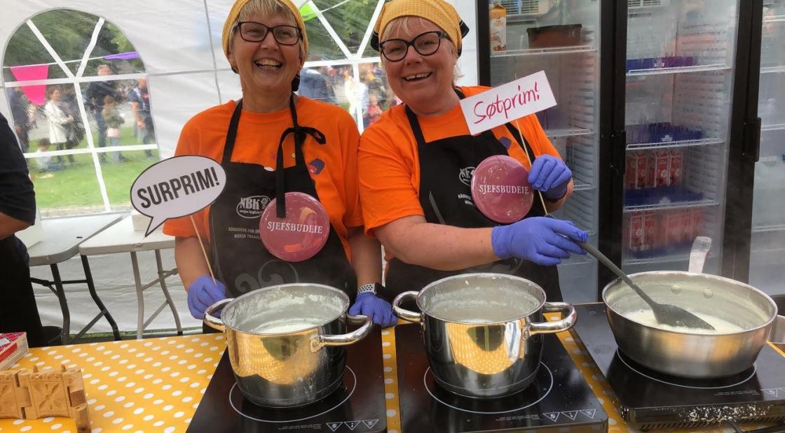 Alle som ønsker det, kan støtte bygdekvinnelagets arbeid ved å bli støttemedlem. Bilde fra Verdens kuleste dag 2019, foto Helle Cecilie Berger.