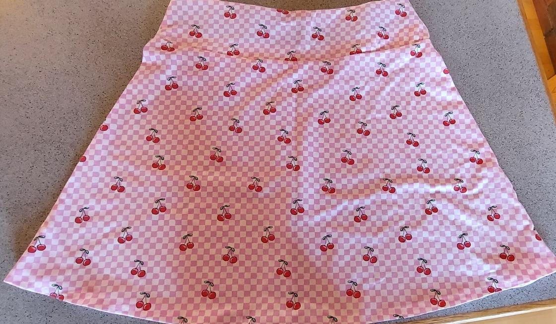 Skjørt av stoff i trikot