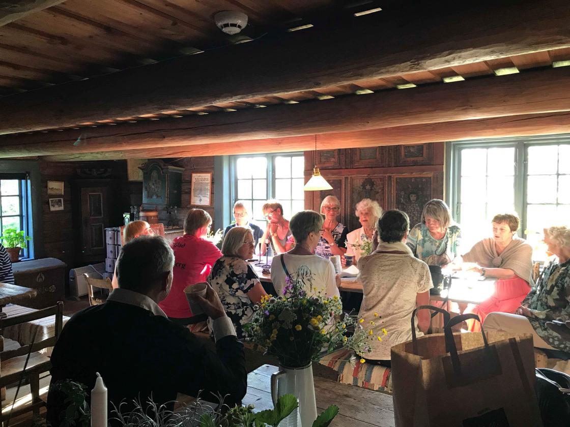 sommermøte på Bygdetunet