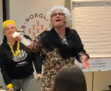 Underholdning på Sogn og Fjordane Bygdekvinnelag sitt årsmøte