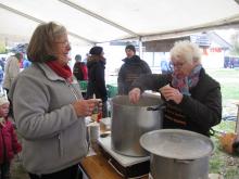 Bygdekvinnelaget solgte grønnsaksuppe